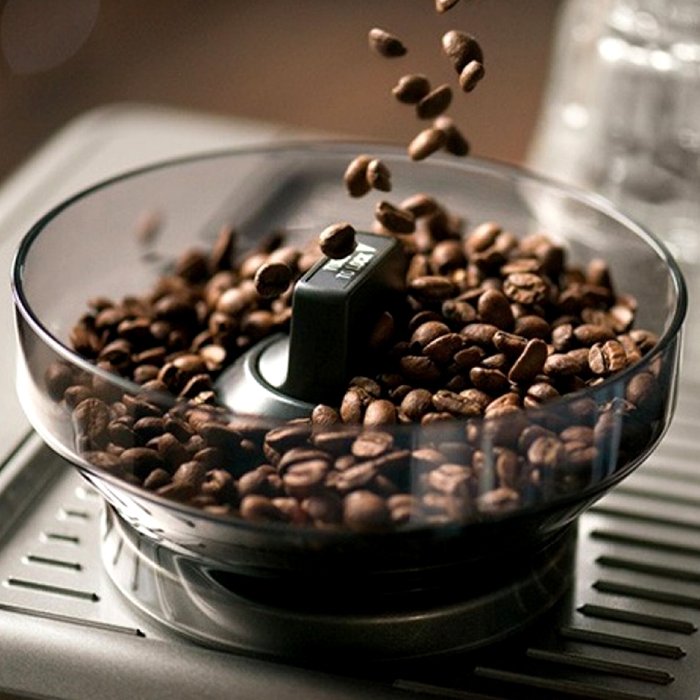 SAGE - the Barista Touch™ Espressomaschine  Black Truffle