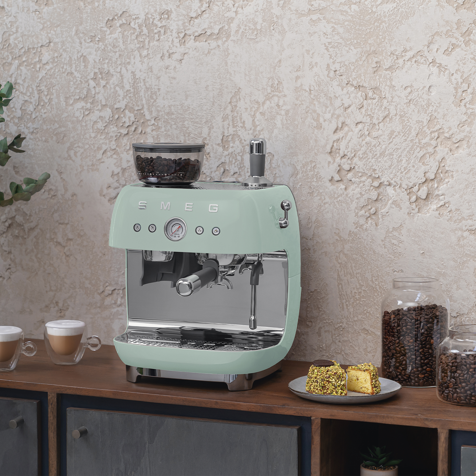 SMEG espresso machine with grinder 50's style - pastel green