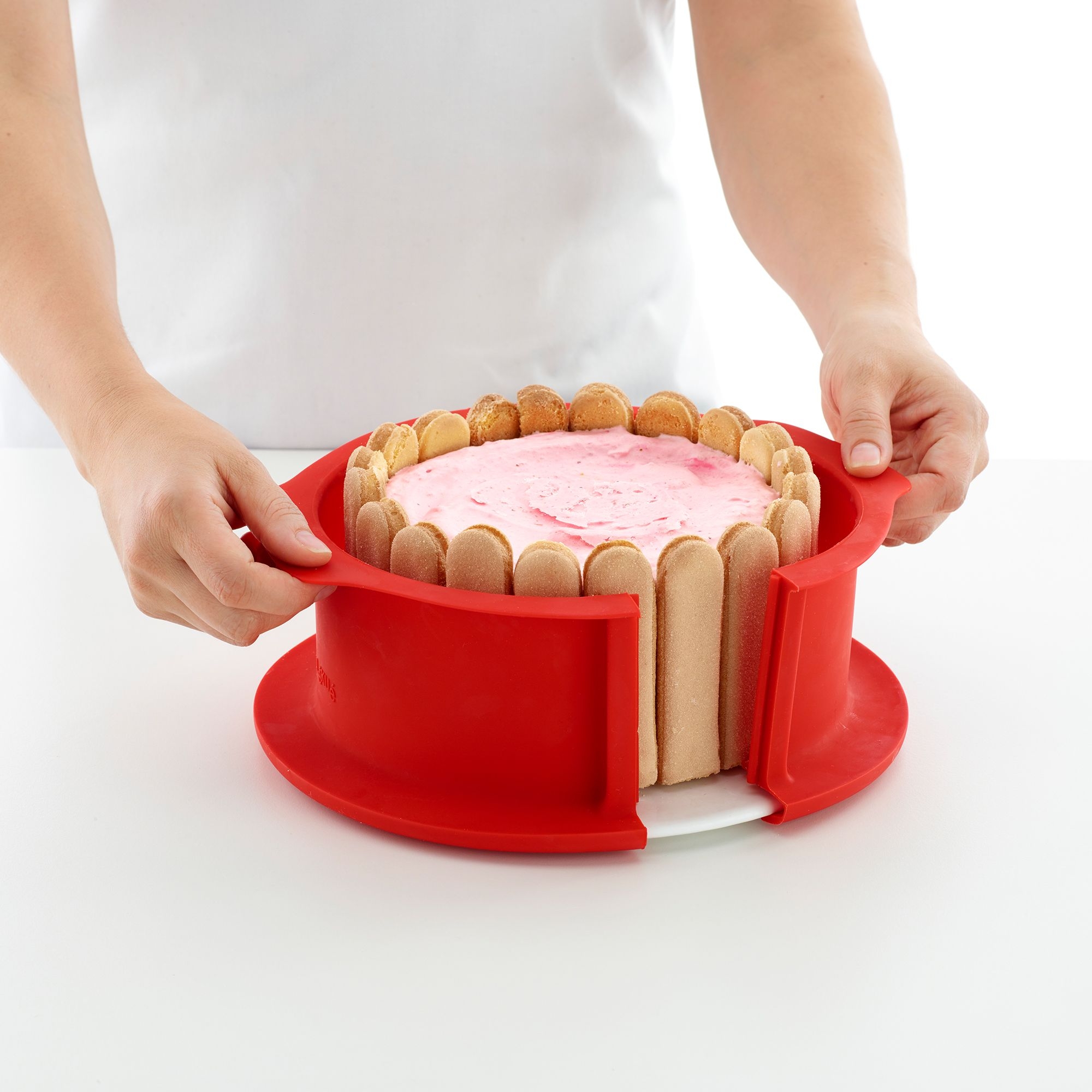 Lékué - Charlotte springform pan with plate, 18 cm red
