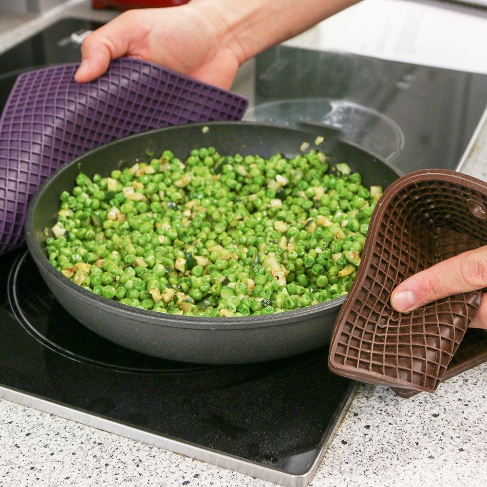 Städter - Pot holder / Mat - 18,5 x 18,5 cm - Silicone - different colors