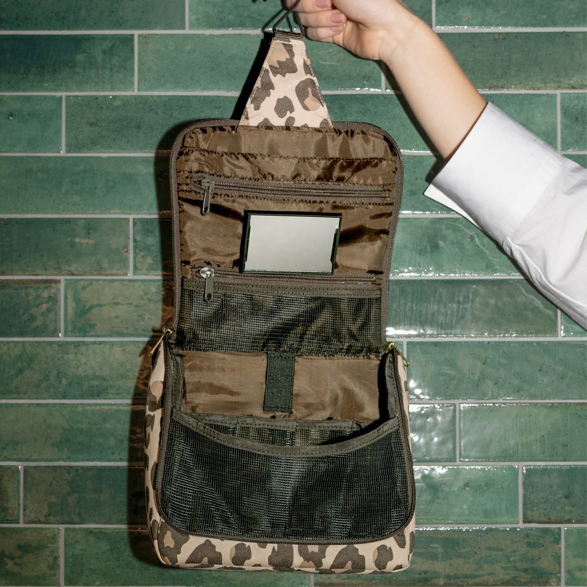 reisenthel - toiletbag - leo macchiato reisenthel - toiletbag - leo macchiato