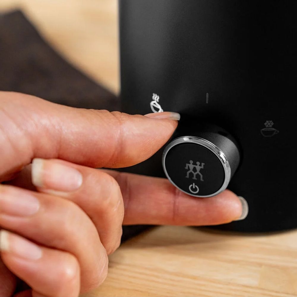 ZWILLING - Milk frother | ENFINIGY | 400 ml | Black ZWILLING - Milk frother | ENFINIGY | 400 ml | Black