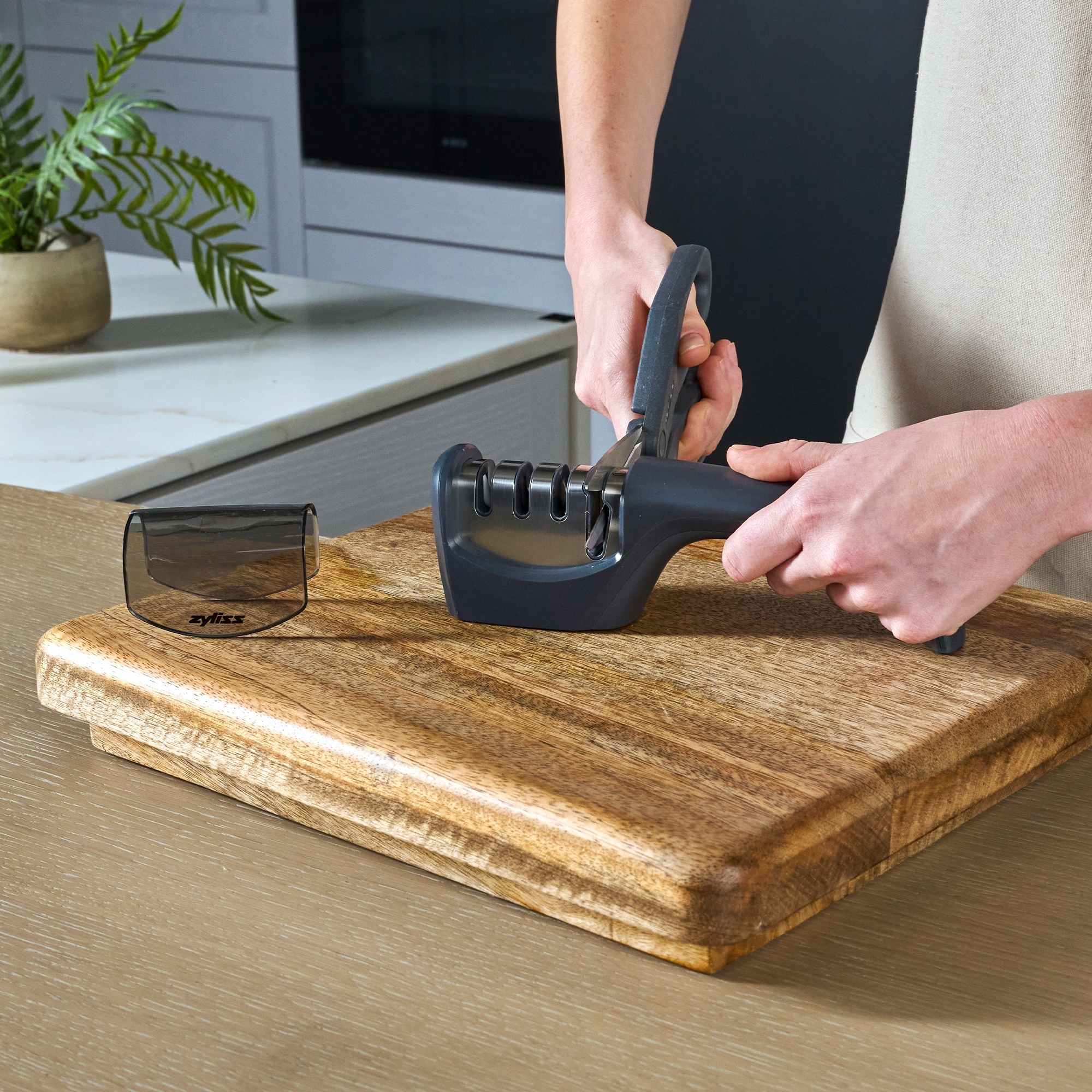 Zyliss - Knife Sharpener