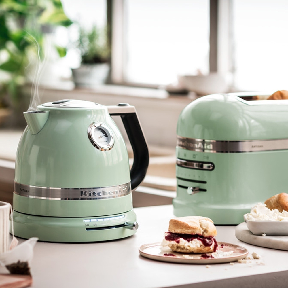 KitchenAid - Artisan 1.5 L Kettle - pistachio