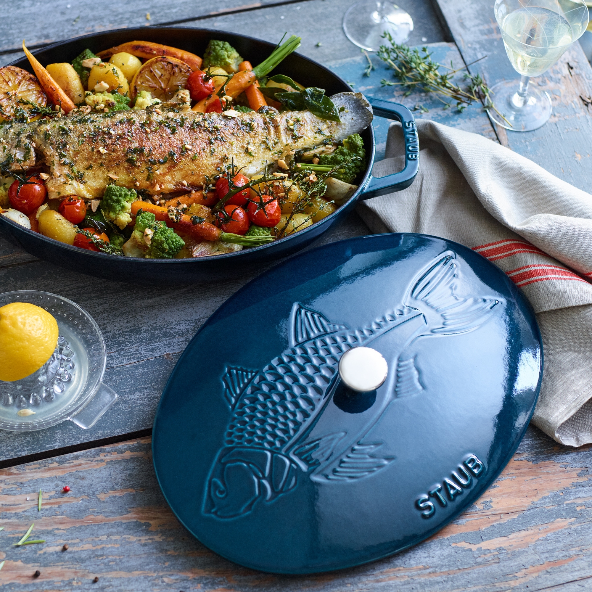 STAUB - Oven dish with lid | Specialities | La-Mer