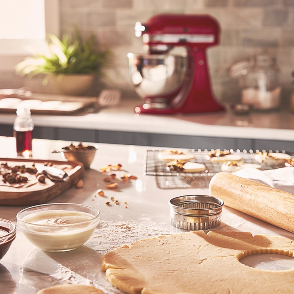 KitchenAid - Artisan Stand Mixer 5KSM175PS - Candy Apple KitchenAid - Artisan Stand Mixer 5KSM175PS - Candy Apple