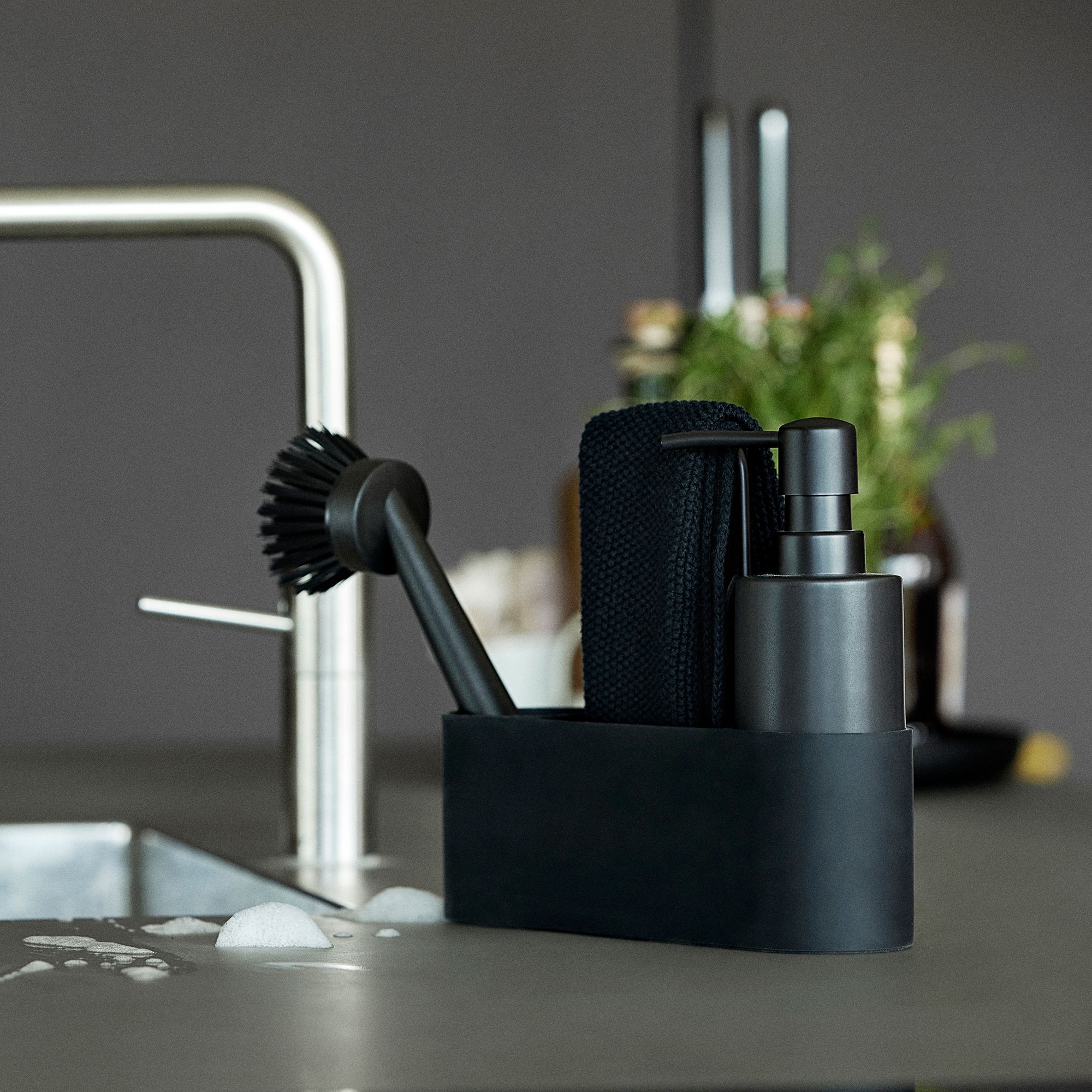 Zone - Singles Dishwashing Set - Black