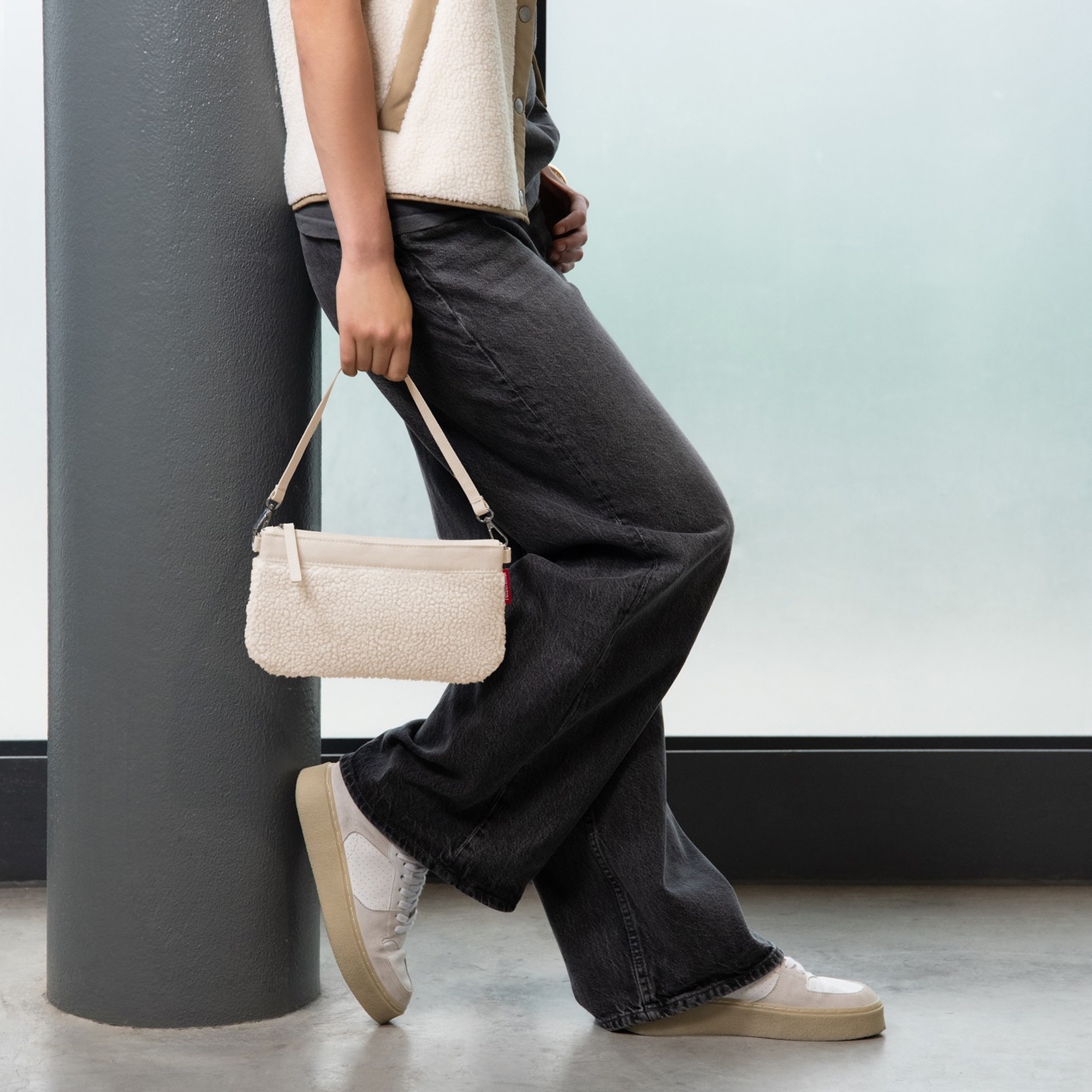 reisenthel - mini pouch - teddy sand