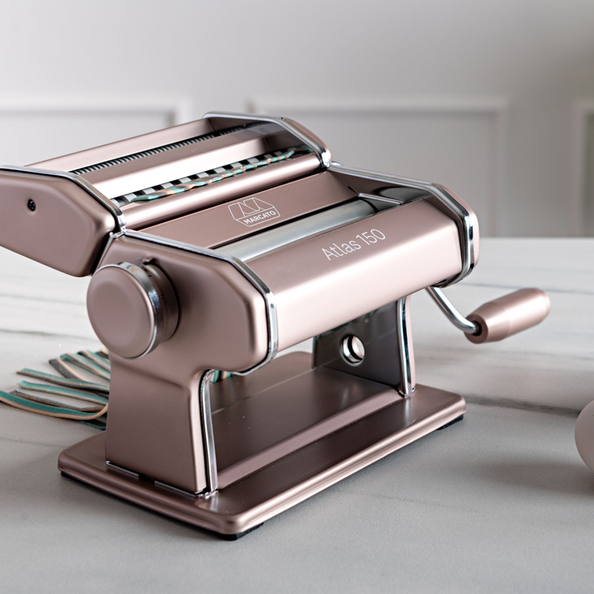 Marcato - Pasta machine "Atlas 150 Design" Powder Rosa