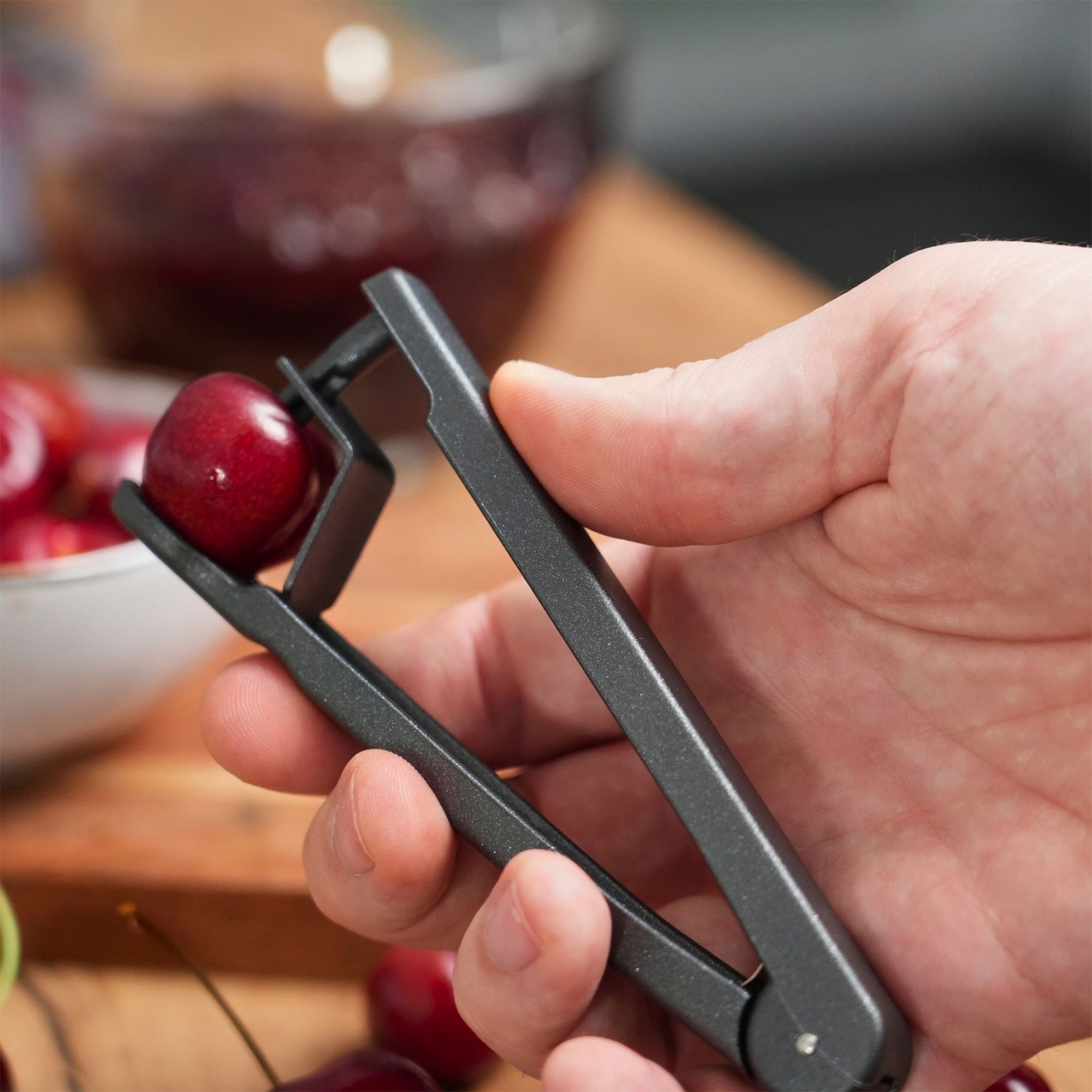 Westmark - Cherry stoner »Kernex« Black Edition