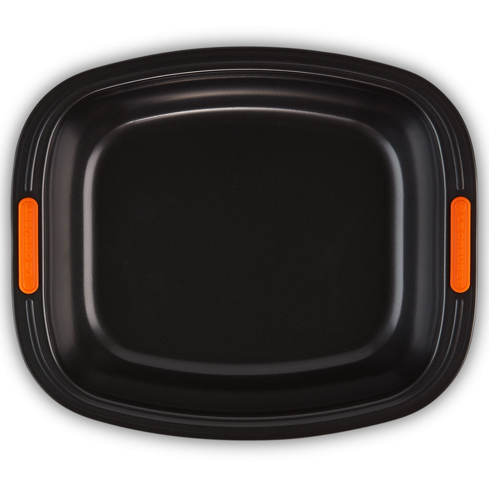 Le Creuset non-stick roasting and baking dish 39 x 33 cm