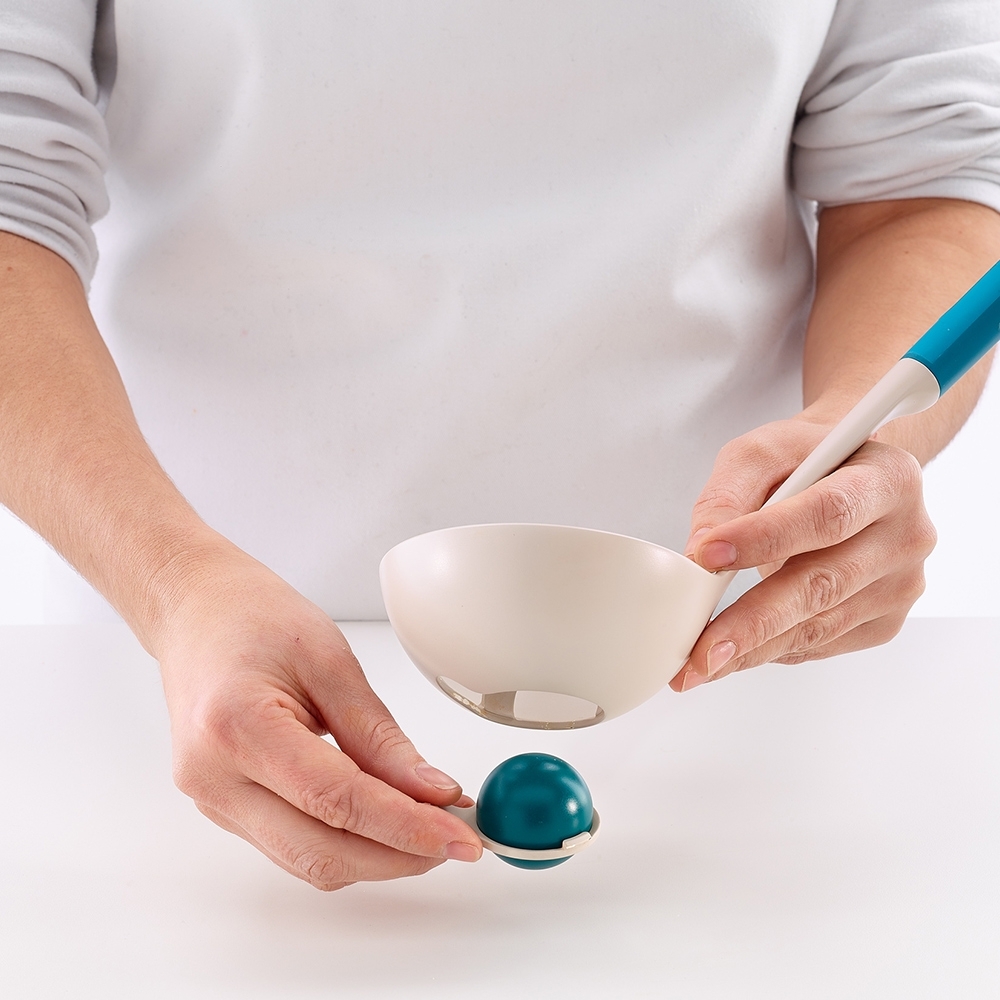 Lékué - sauce roller, different colors