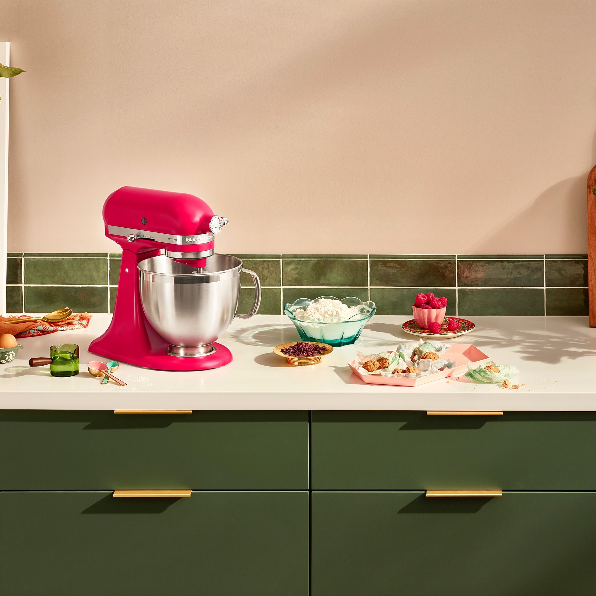 KitchenAid - Artisan Stand Mixer 5KSM195PS - Hibiskus KitchenAid - Artisan Stand Mixer 5KSM195PS - Hibiskus