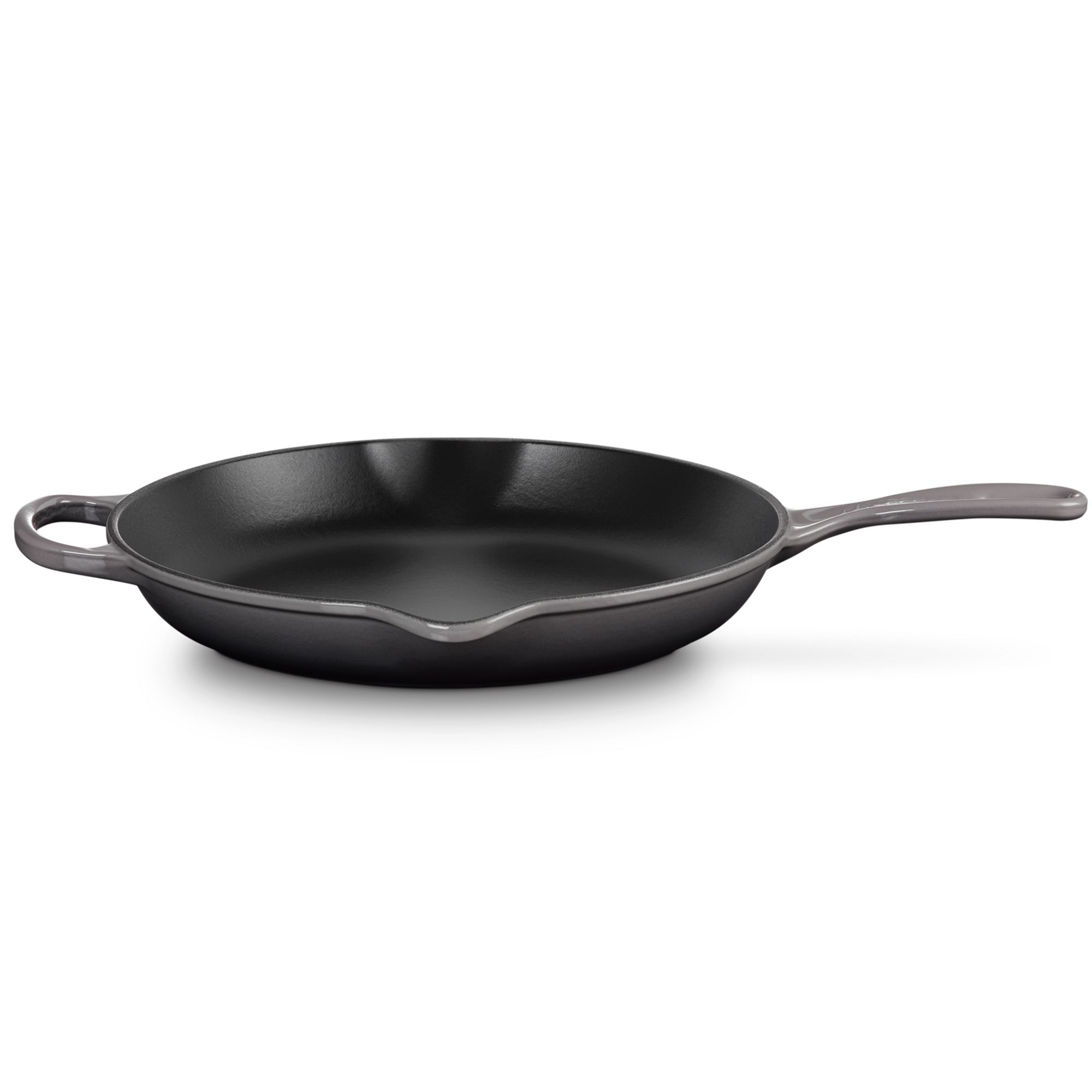 Le Creuset - Signature Cast Iron Skillet
