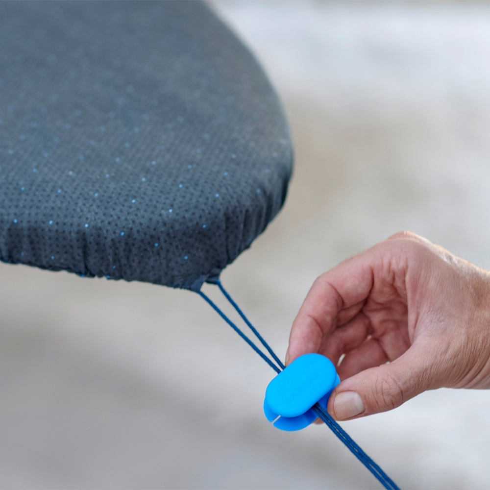 Joseph Joseph - Ironing board cover - Glide™ Plus 130 x 38cm - black/blue