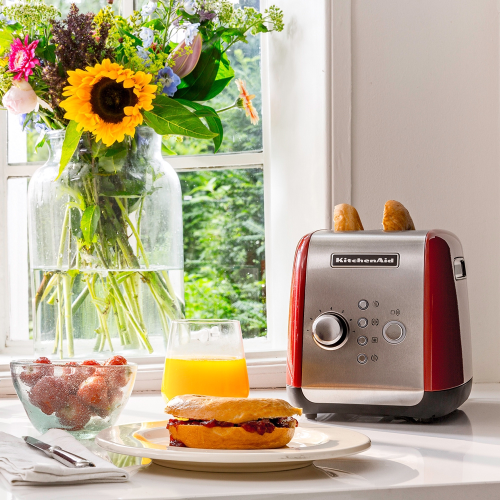 KitchenAid -  2-slot Toaster - empire red