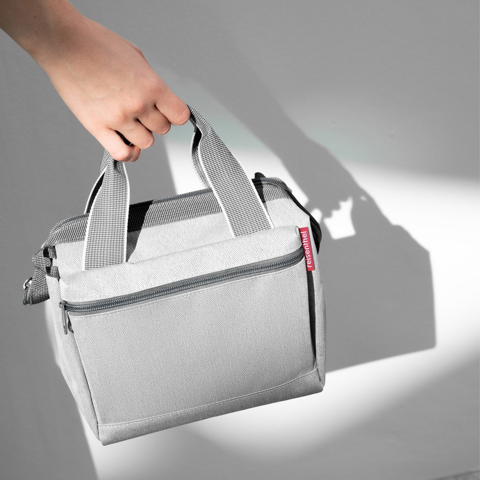 reisenthel - allrounder cross - herringbone grey reisenthel - allrounder cross - herringbone grey