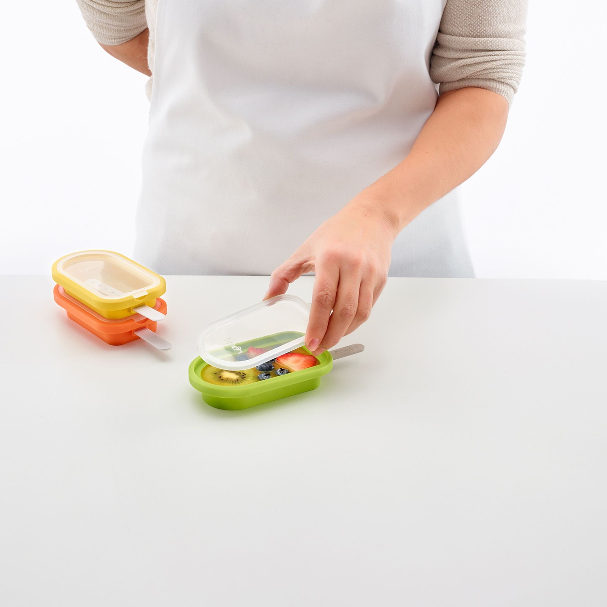 Lékué - Ice mould XL set of 4 stackable colored Lékué - Ice mould XL set of 4 stackable colored