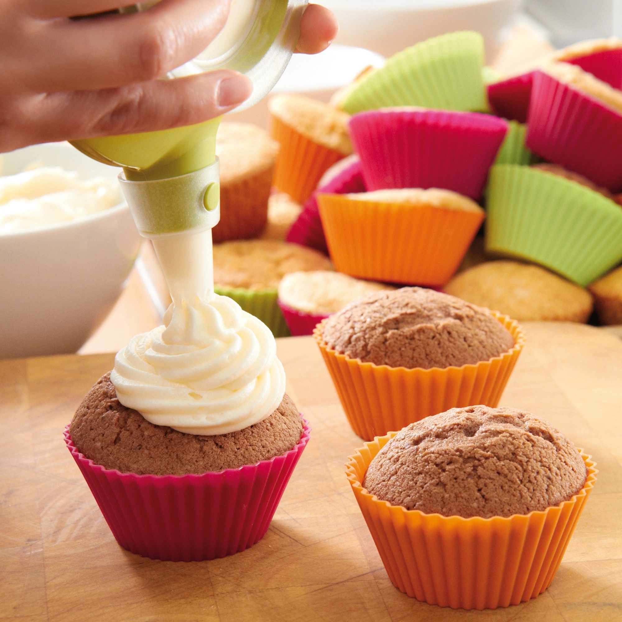 Lékué - Silicone muffin tins, set of 12, 7 cm bunt