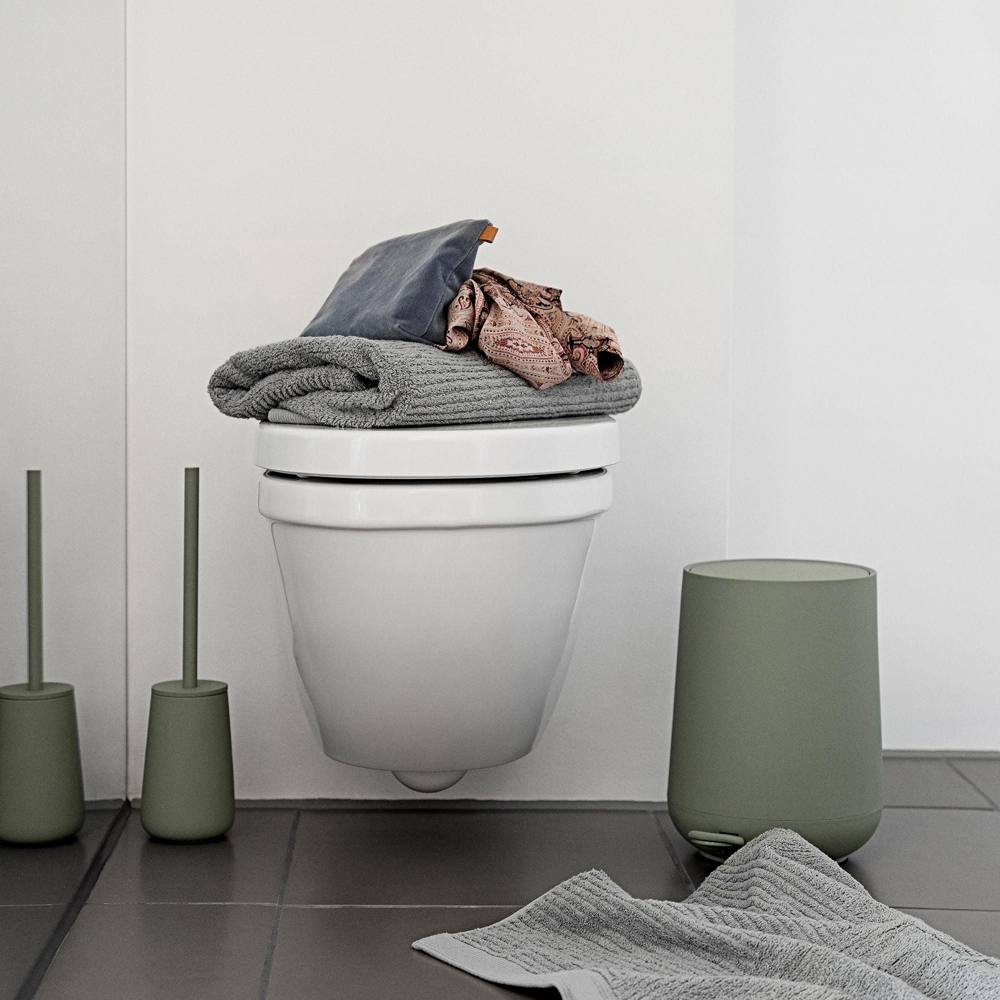 Zone - Classic Bath Towel - 70 x 140 cm - Matcha Green