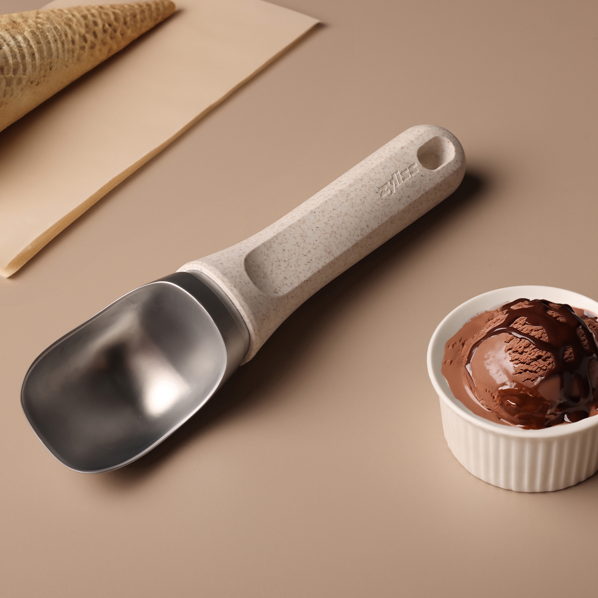 Zyliss - Ice Cream Scoop | Beige