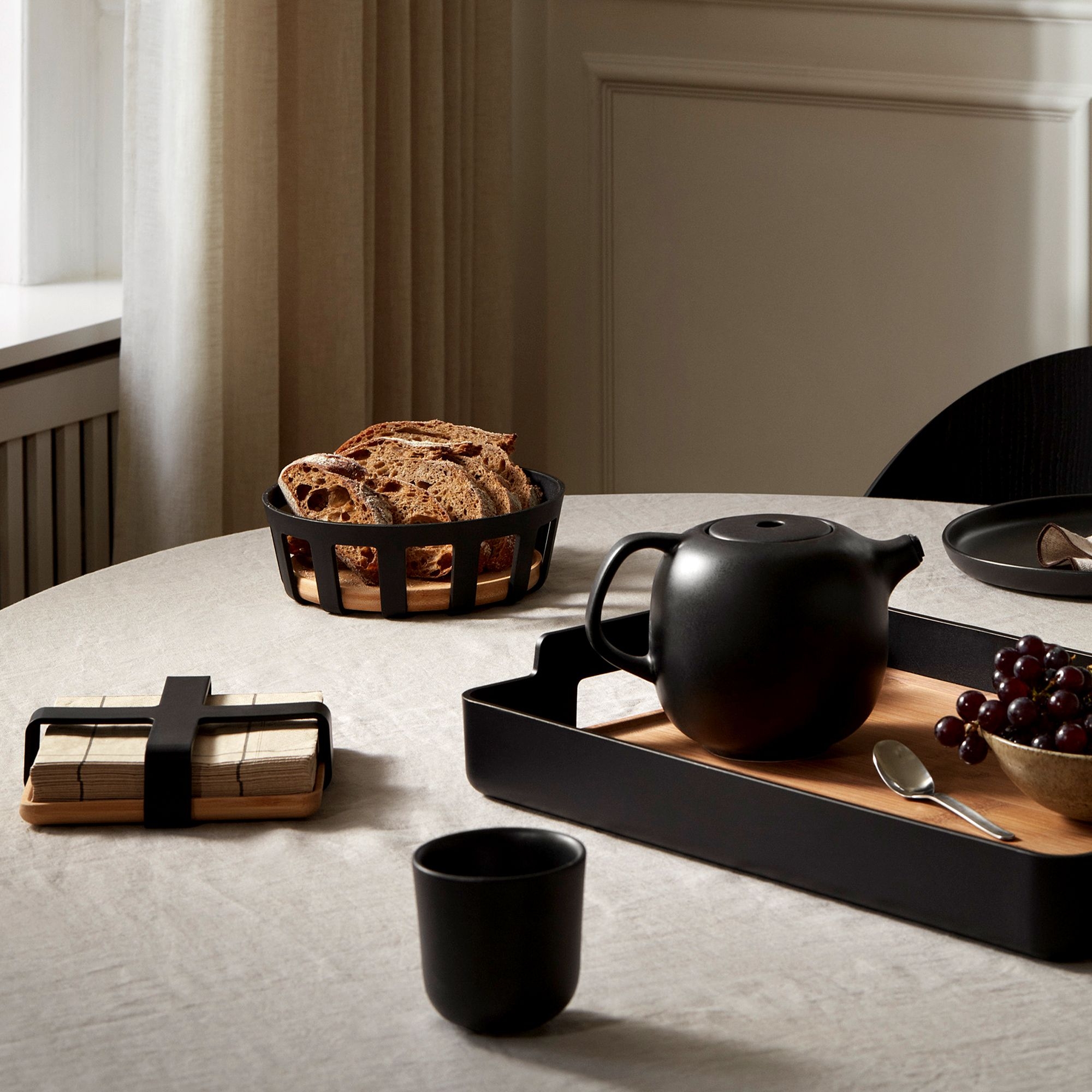 Eva Solo - Serving tray 50 x 34 cm - NORDIC KITCHEN Eva Solo - Serving tray 50 x 34 cm - NORDIC KITCHEN