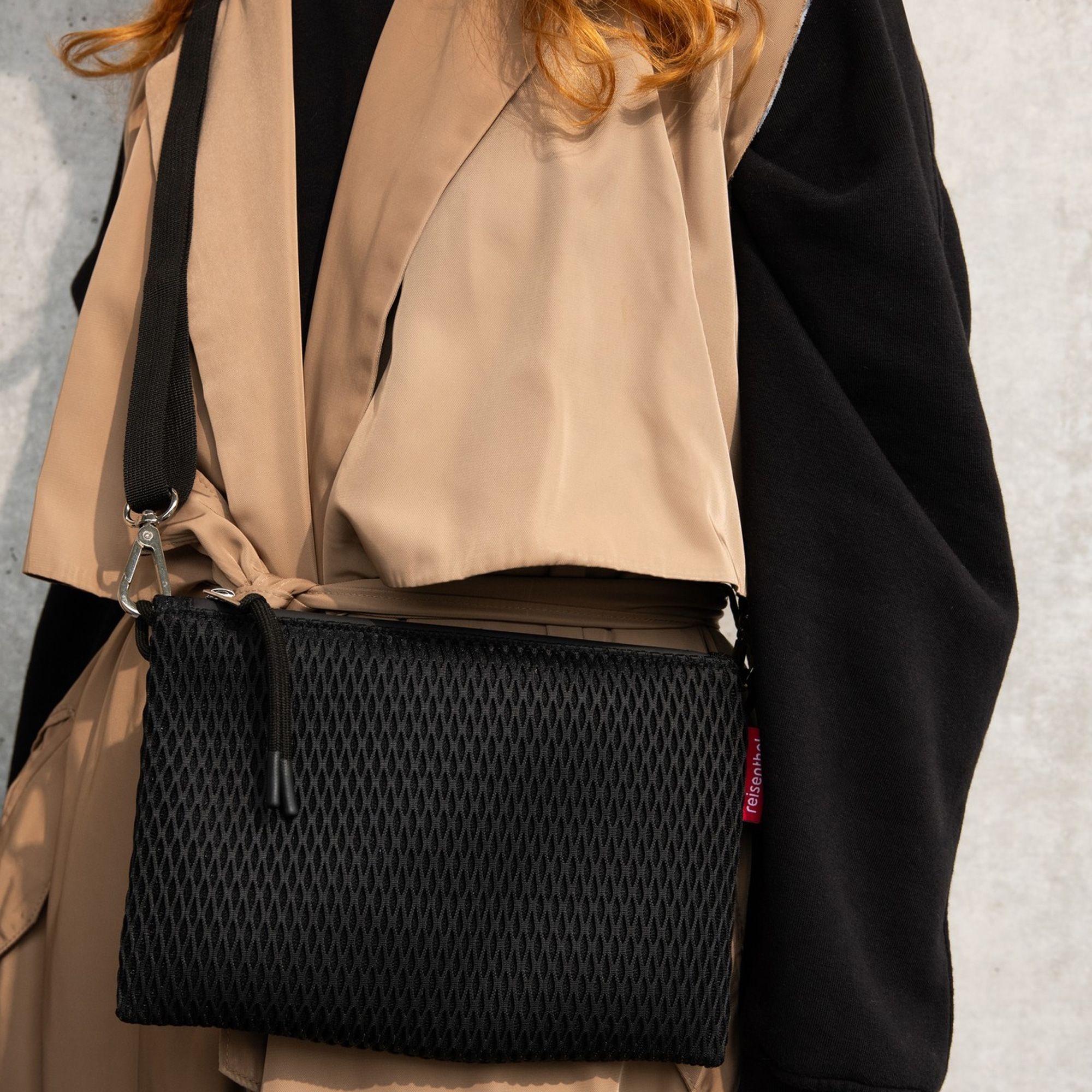 reisenthel - extralite case 1 - mesh black reisenthel - extralite case 1 - mesh black