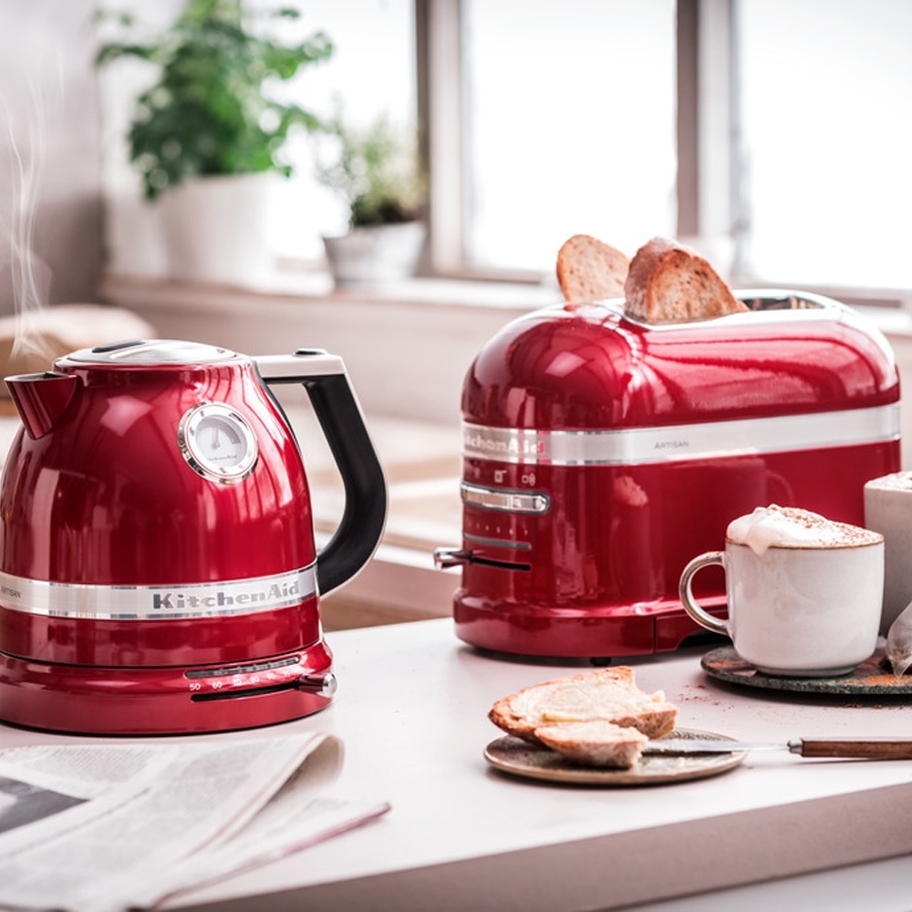 KitchenAid - Artisan 2-slot Toaster - Candy Apple KitchenAid - Artisan 2-slot Toaster - Candy Apple