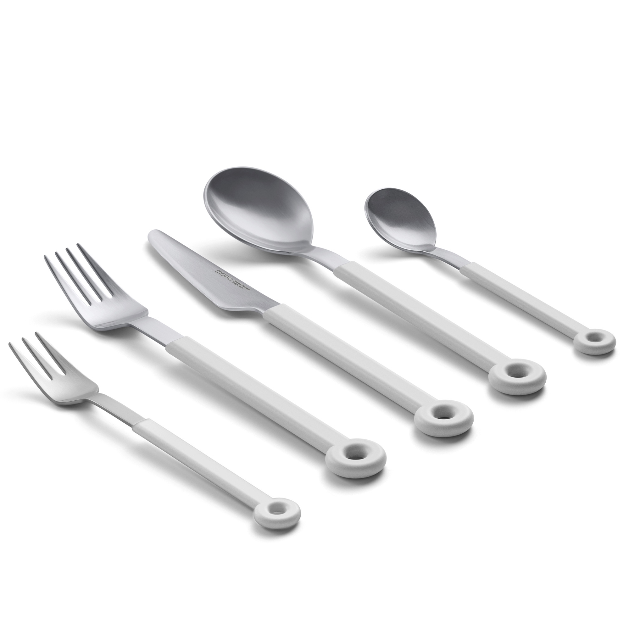 Modernes 5-teiliges Besteckset mit weißen Griffen