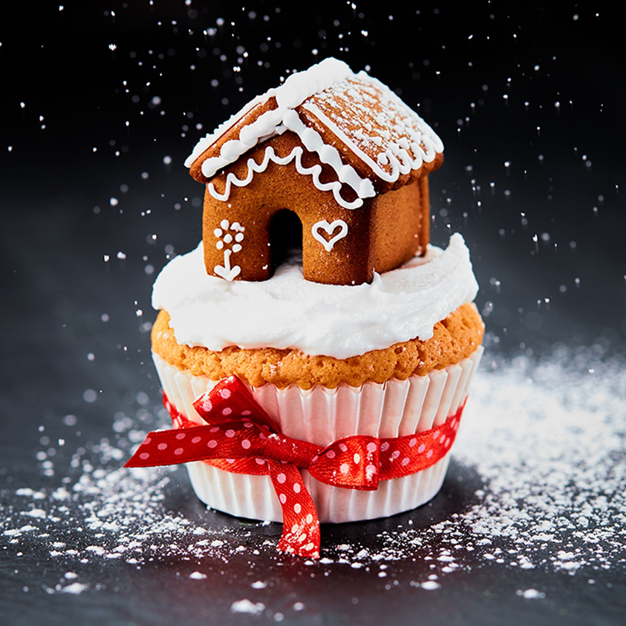 Birkmann - Cookie cutter - V.I.P. House - 6 cm