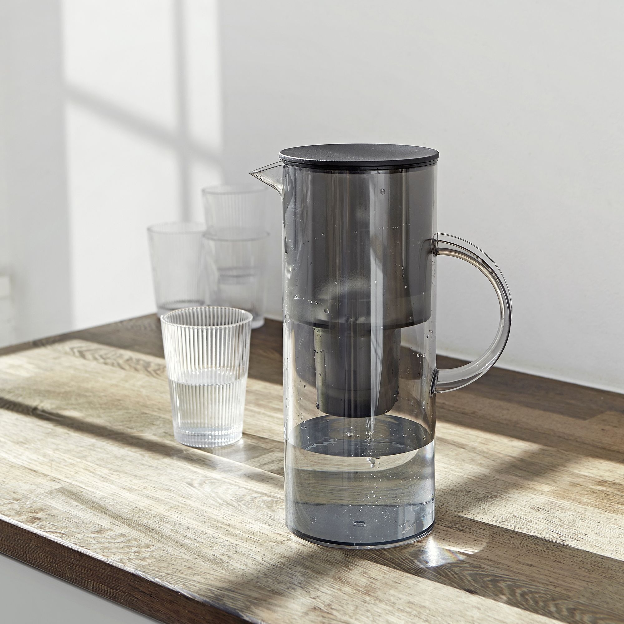 Stelton - EM77 Water filter jug - 2 litres - Smoke