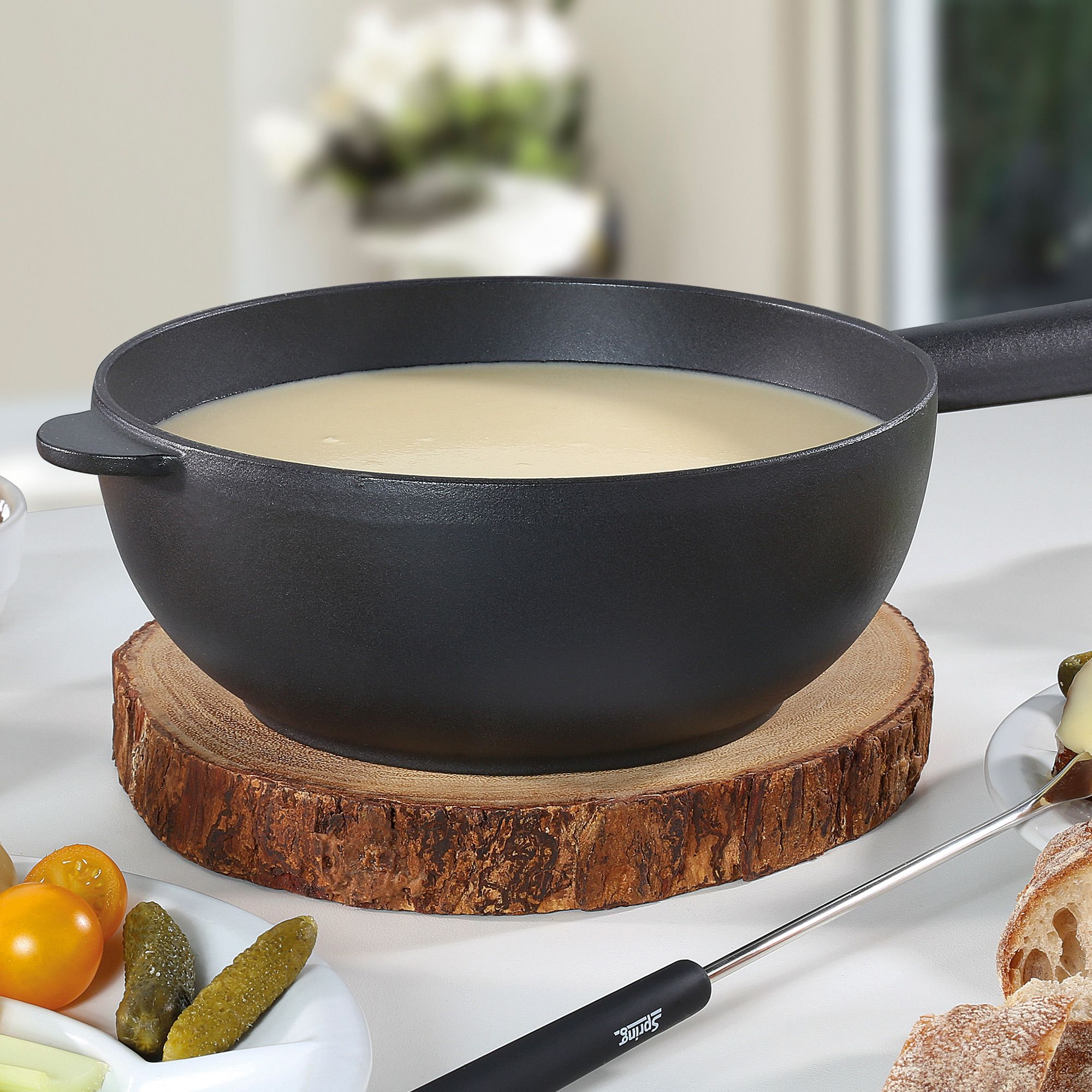 Spring - Fondue - Caquelon Saas Fee 20cm - black matt Spring - Fondue - Caquelon Saas Fee 20cm - black matt