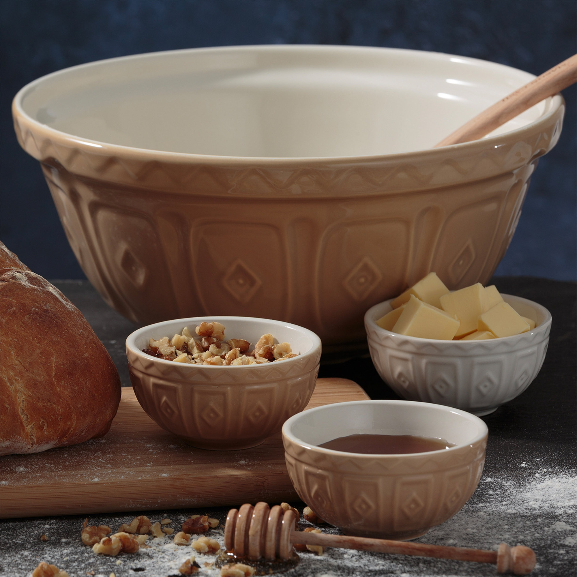 Mason Cash - Large mixing bowl | Beige Ø 33 cm - 6 L Mason Cash - Large mixing bowl | Beige Ø 33 cm - 6 L