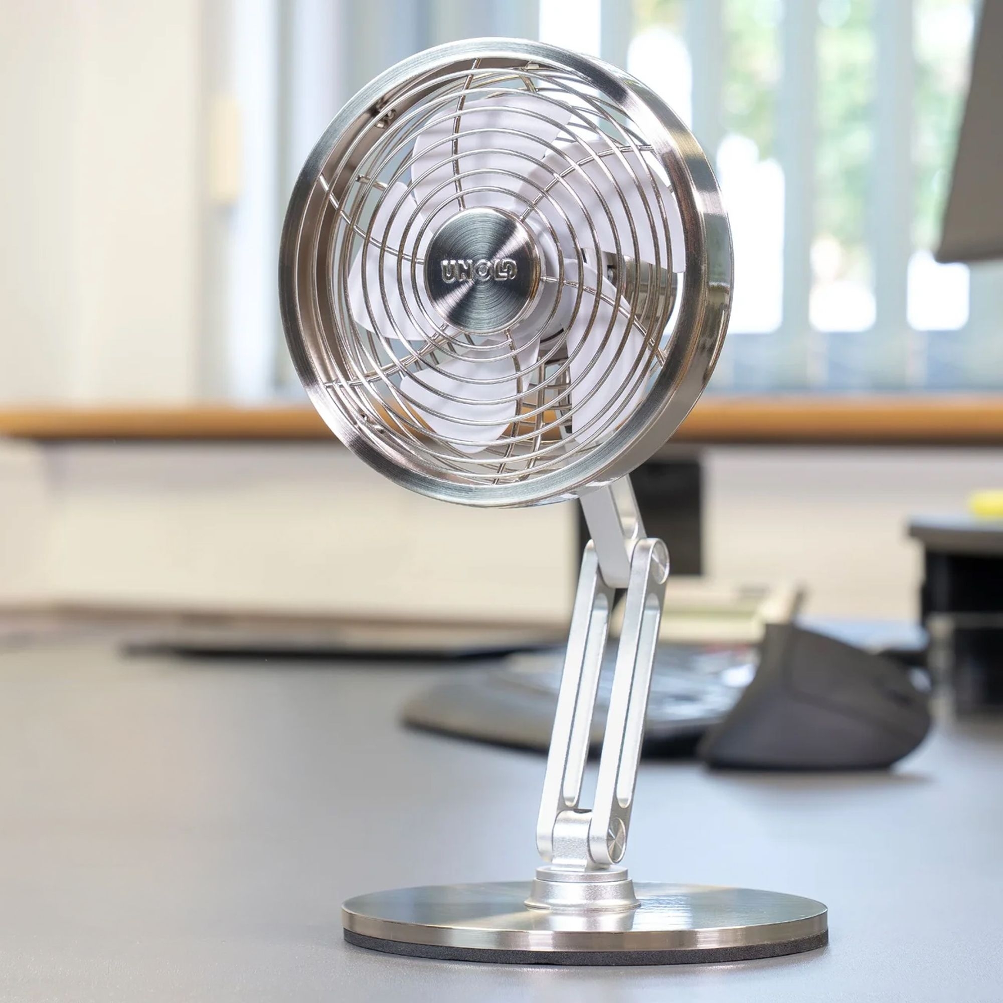 Unold - Cordless Table Fan - STEEL FLEX