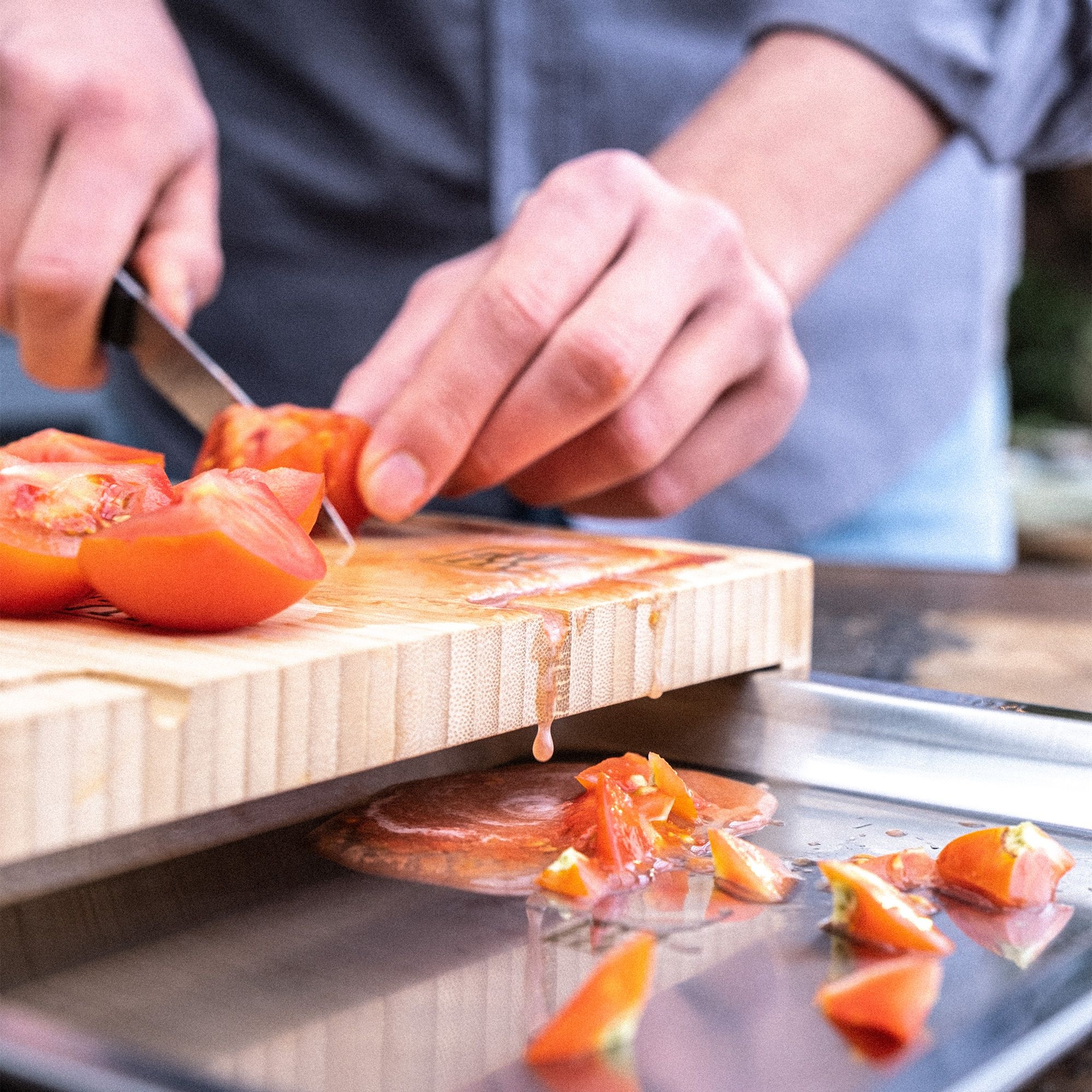 ZWILLING - Cutting board with drip tray | 39 cm x 30 cm