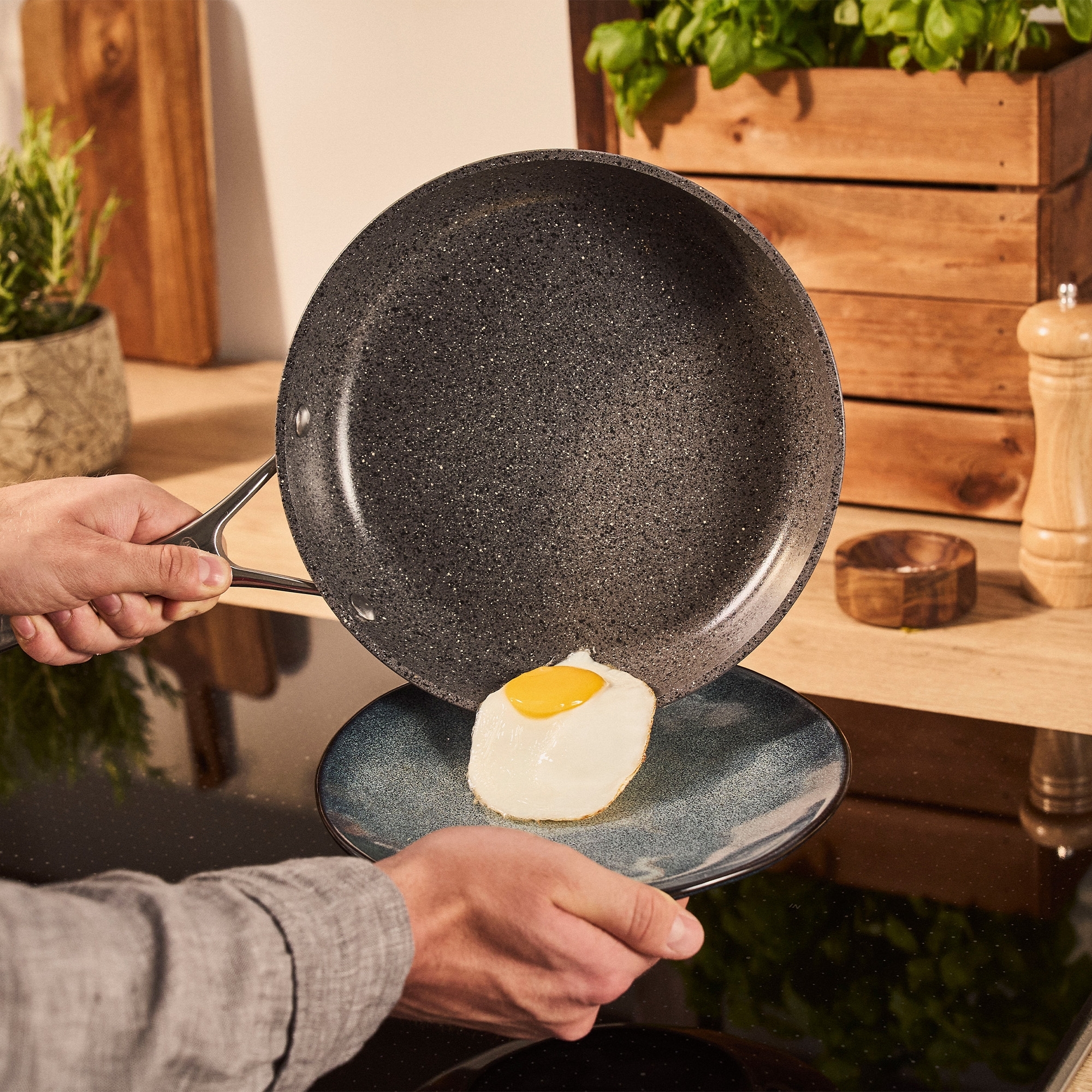 BALLARINI - Bratpfanne | Salina | titanverstärkte keramische Antihaftbeschichtung | 24 cm