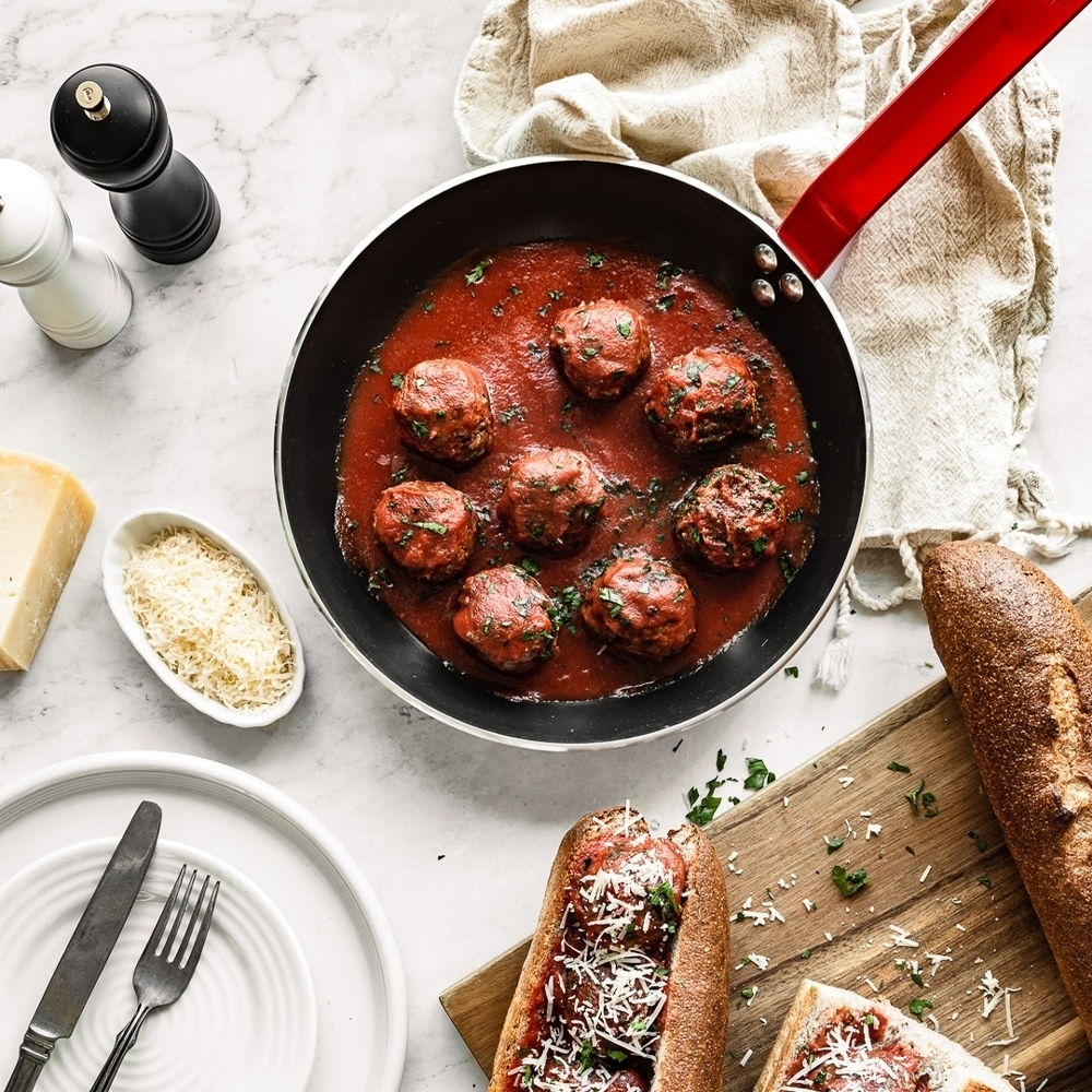 de Buyer - CHOC RESTO INDUCTION - Non-Stick round Pan HACCP - Red de Buyer - CHOC RESTO INDUCTION - Non-Stick round Pan HACCP - Red