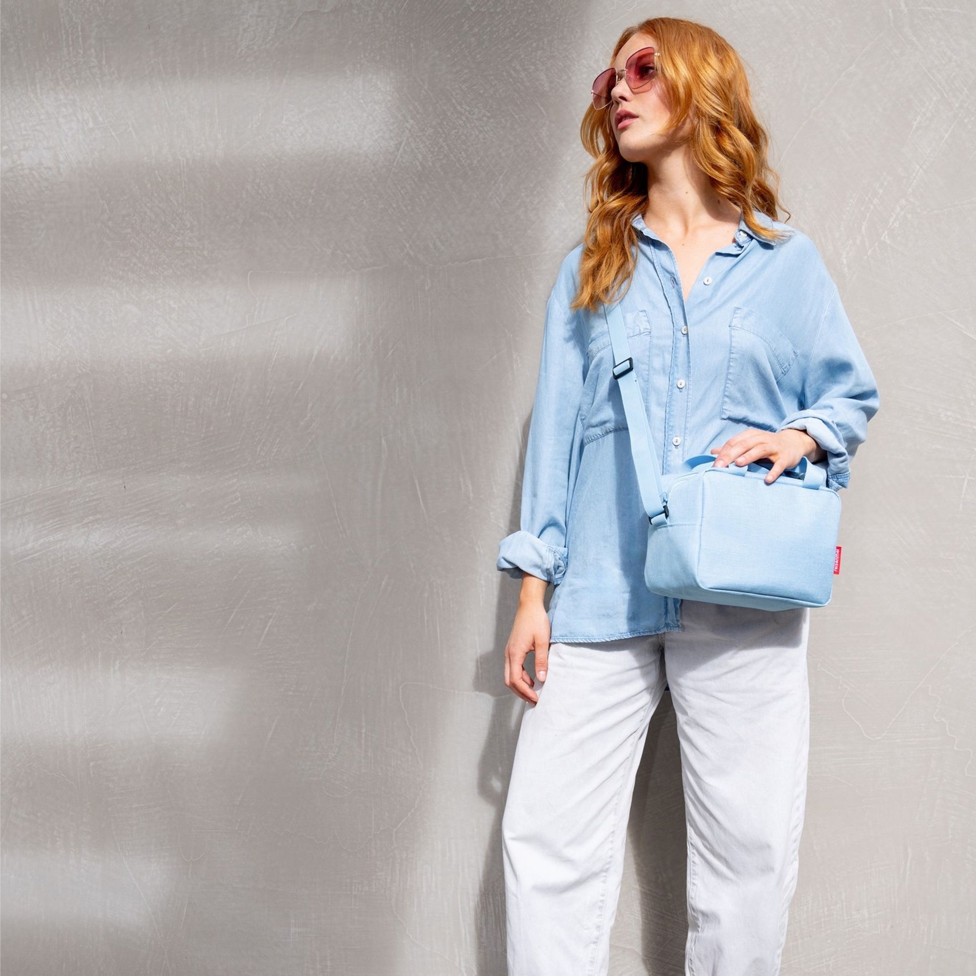 reisenthel - coolerbag to-go - twist powder blue reisenthel - coolerbag to-go - twist powder blue