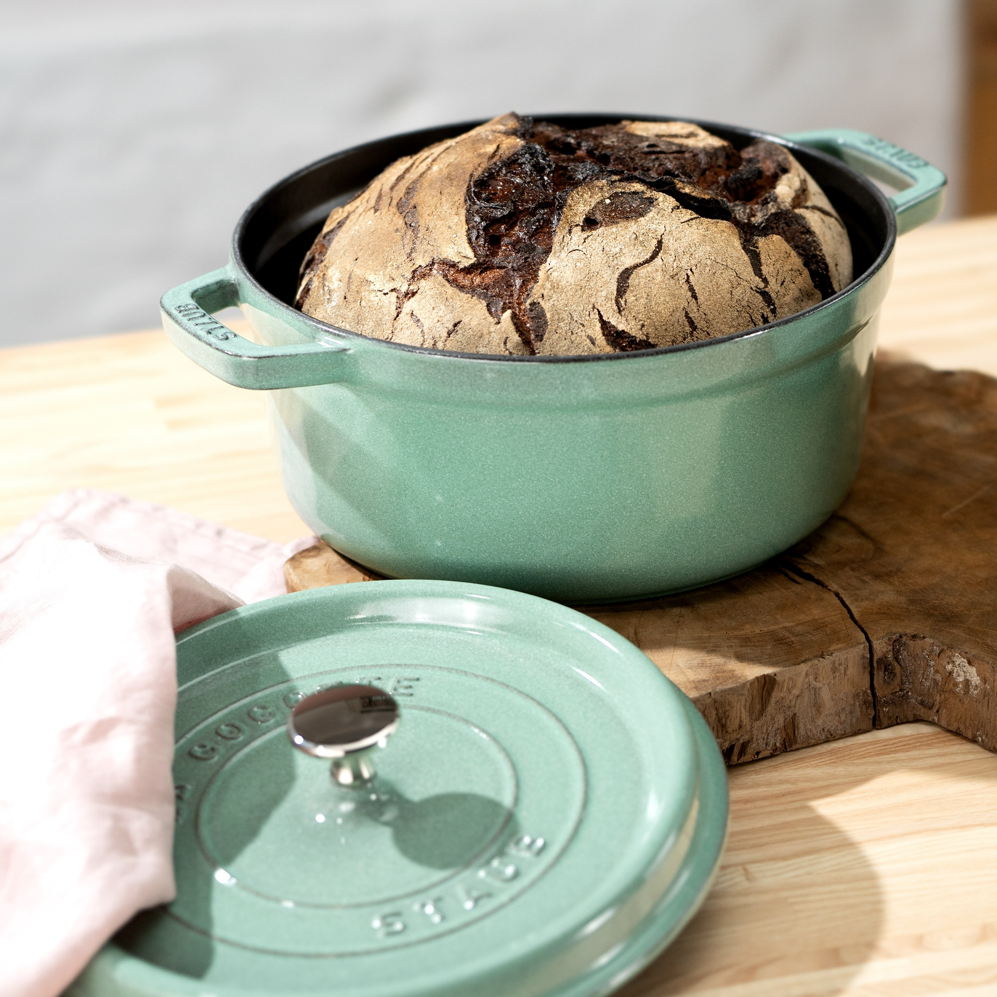STAUB Cocotte round 26 cm Sage