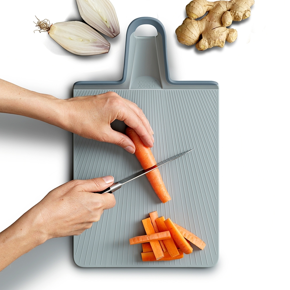 Joseph Joseph - Chop2Pot™ Plus Folding Chopping Board Joseph Joseph - Chop2Pot™ Plus Folding Chopping Board