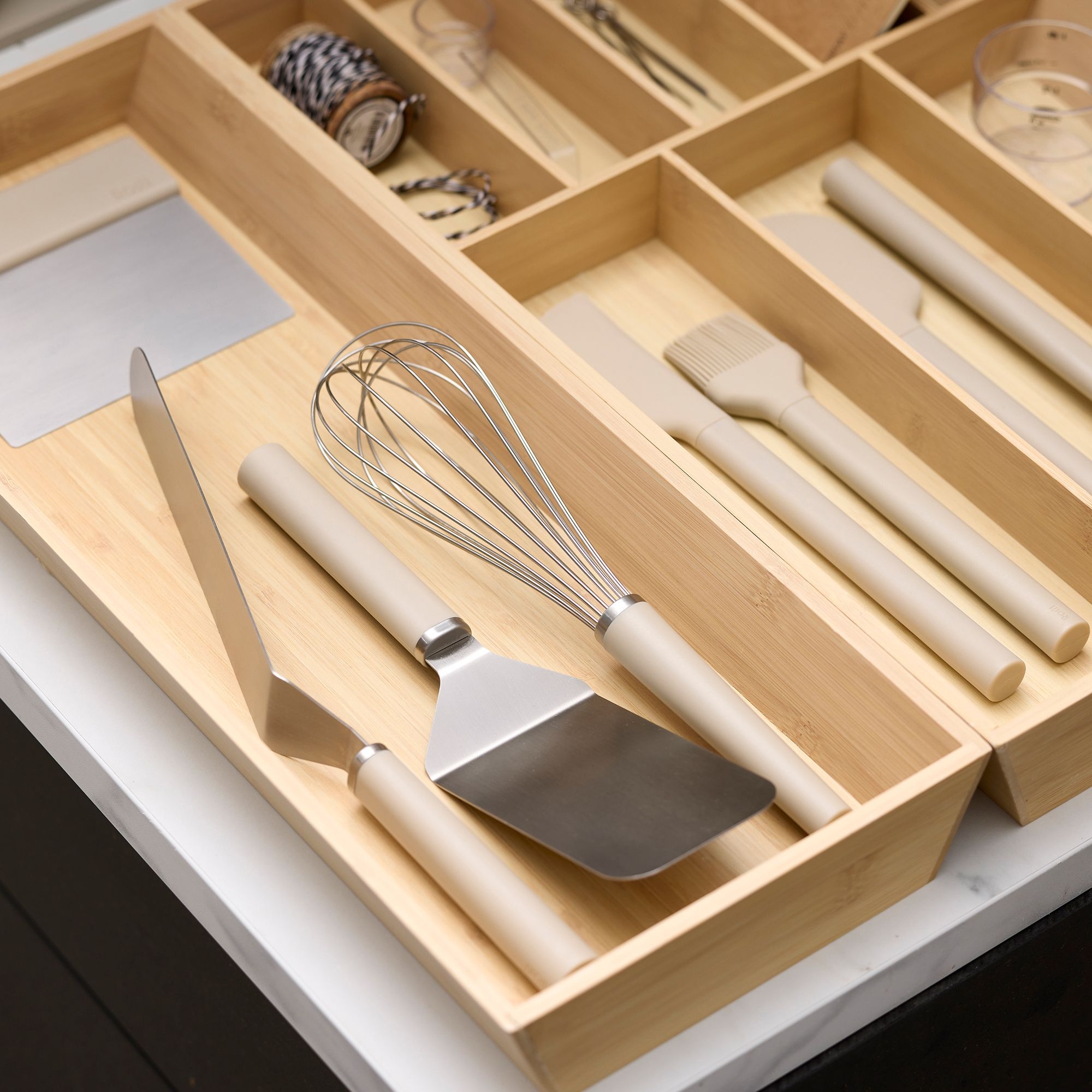 Rosti – Emma narrow baking spatula - Humus