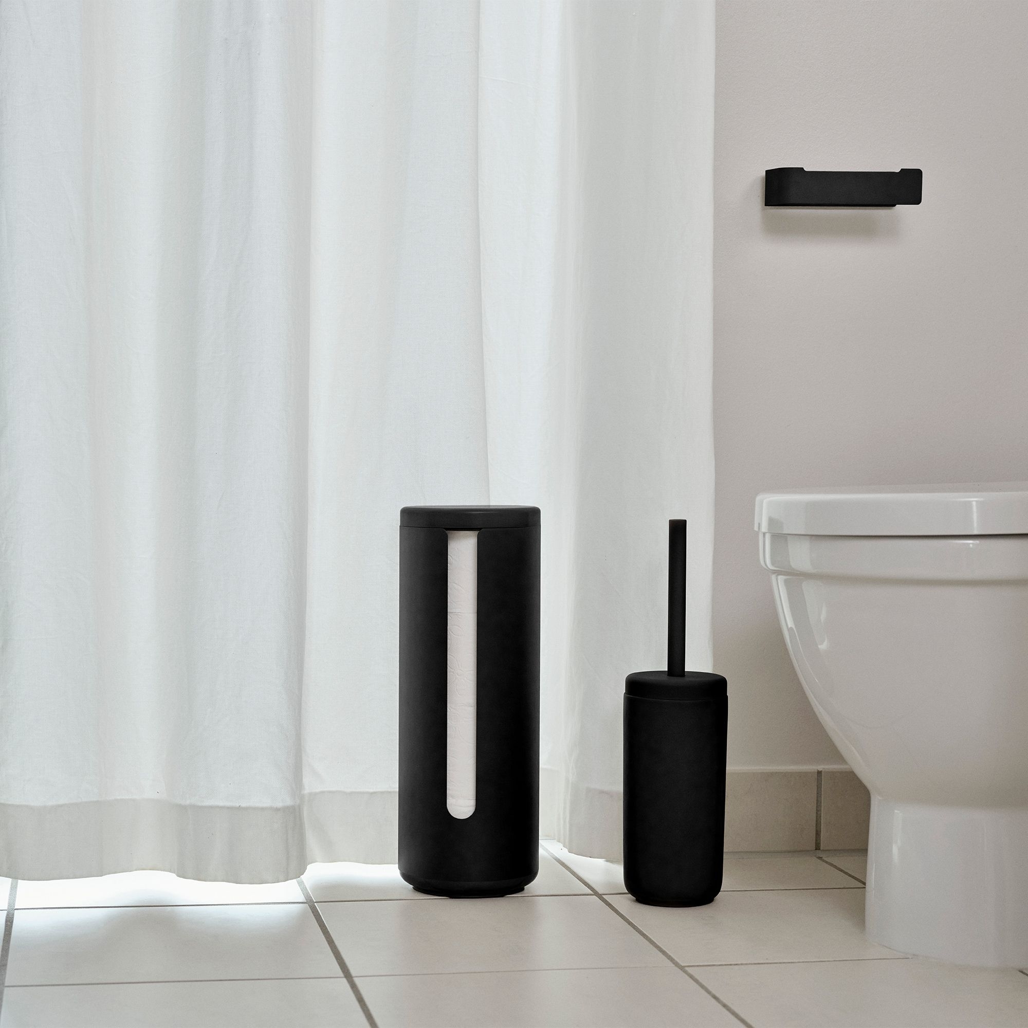 Zone - Ume Toilettenpapierhalter - Black