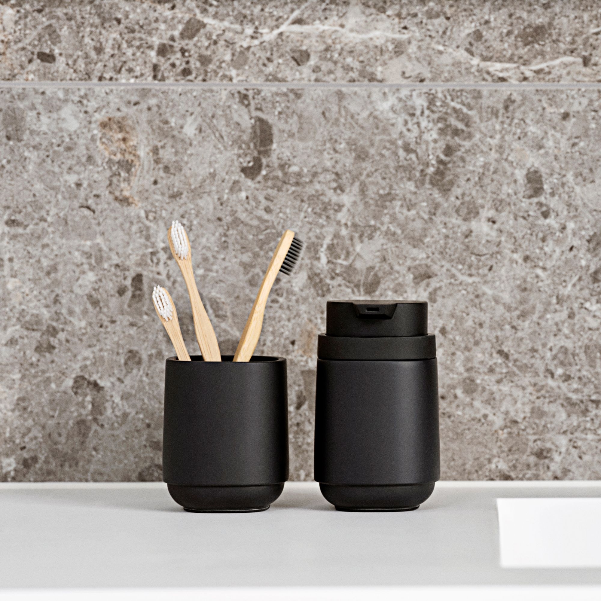 Zone - Time Zahnbürstenbecher - Black