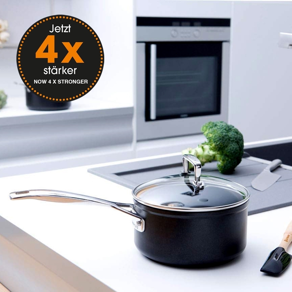 Le Creuset - Toughened Non-Stick Saucepan Le Creuset - Toughened Non-Stick Saucepan