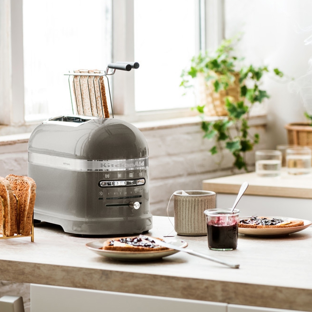 KitchenAid - Artisan 2-slot Toaster - Medallion Silver KitchenAid - Artisan 2-slot Toaster - Medallion Silver