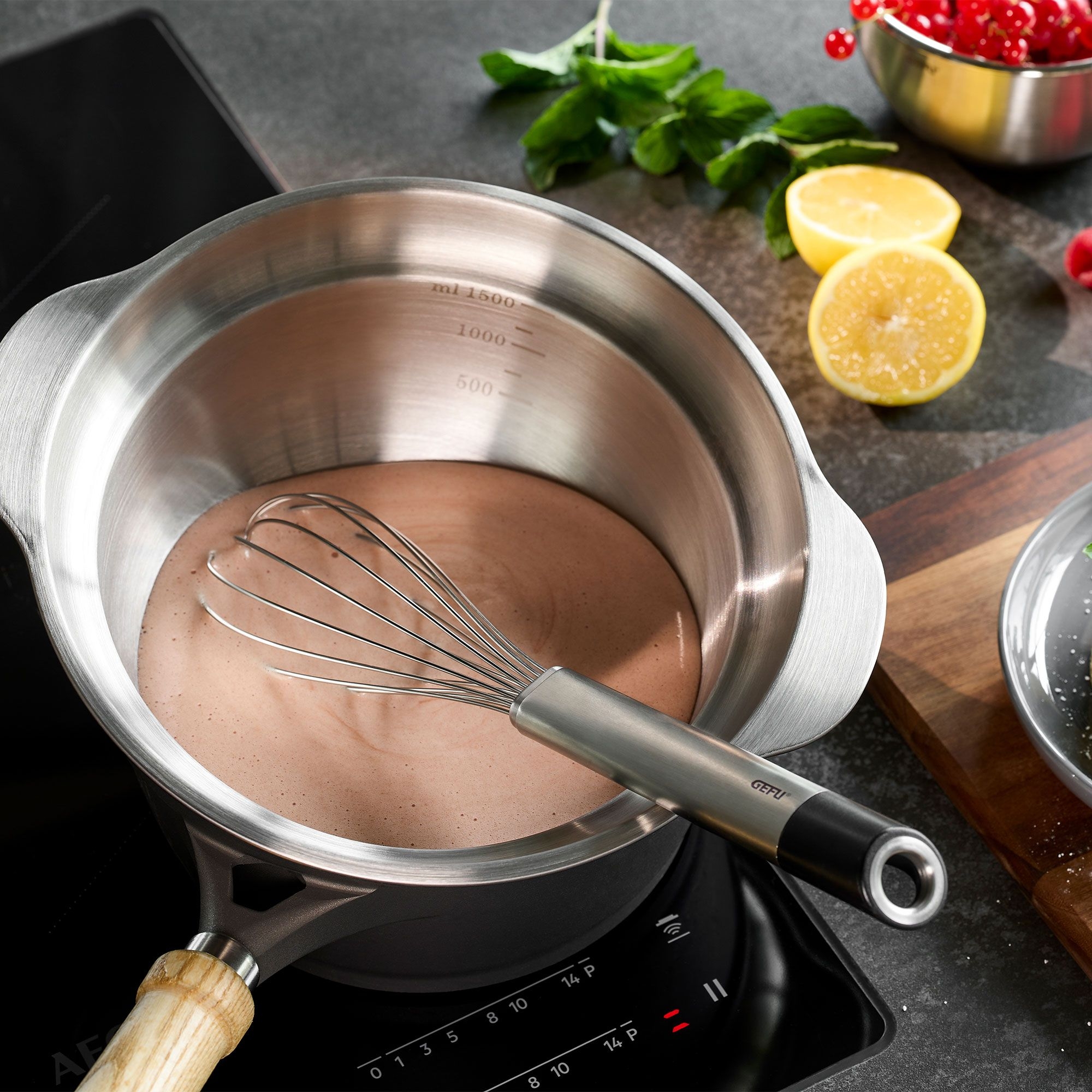 Gefu - Stainless steel bowl PREMIO, 23 cm