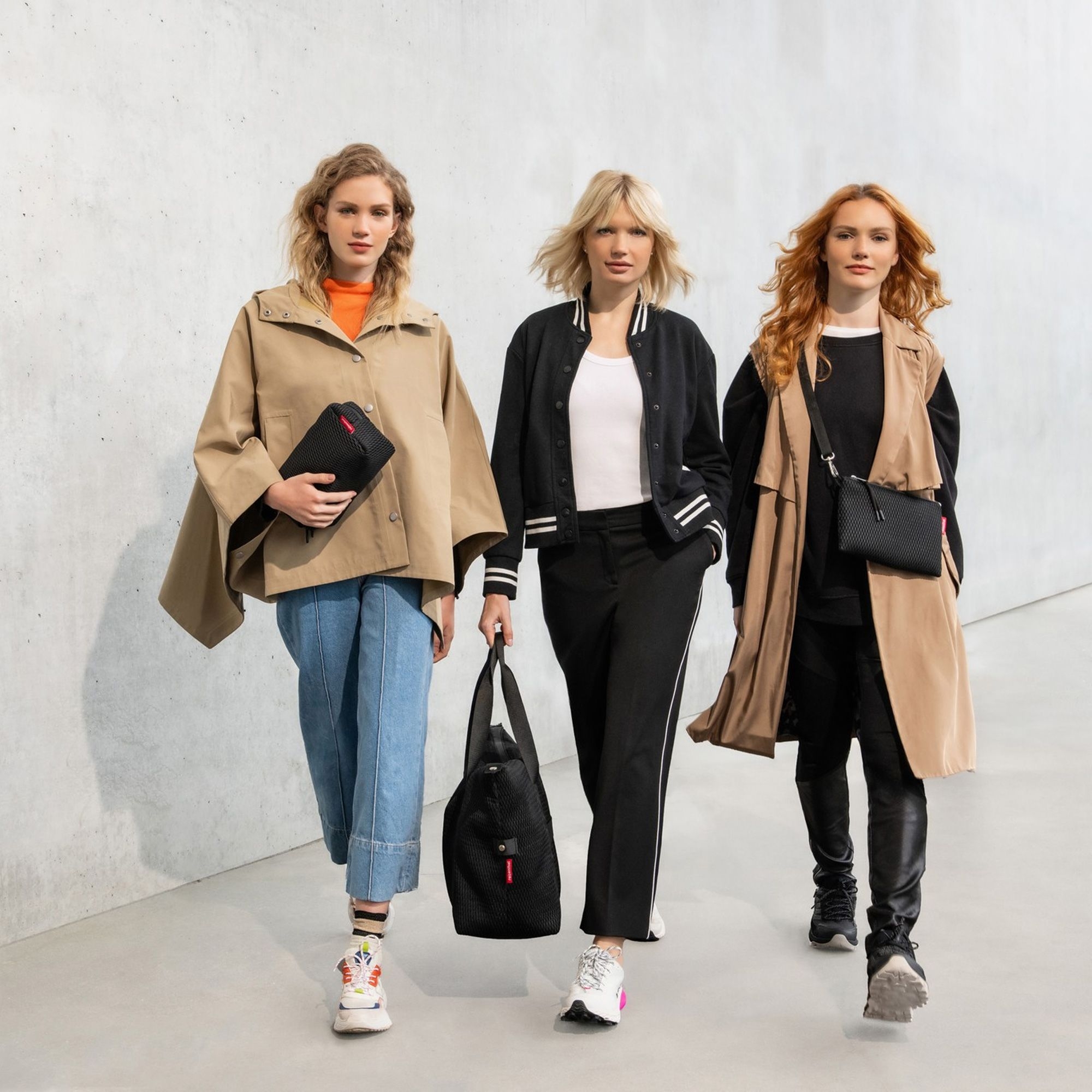 reisenthel - extralite weekender L - mesh black