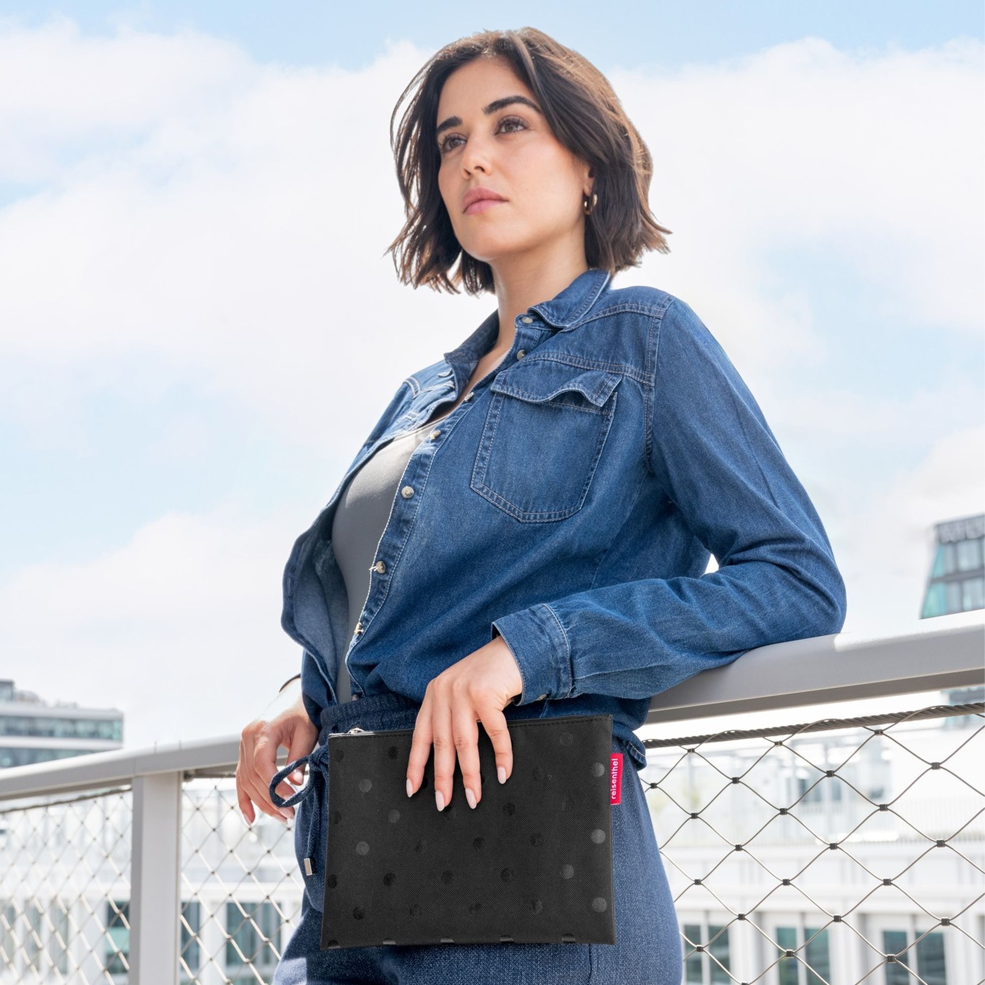 reisenthel - case 1 - glossy dots black reisenthel - case 1 - glossy dots black