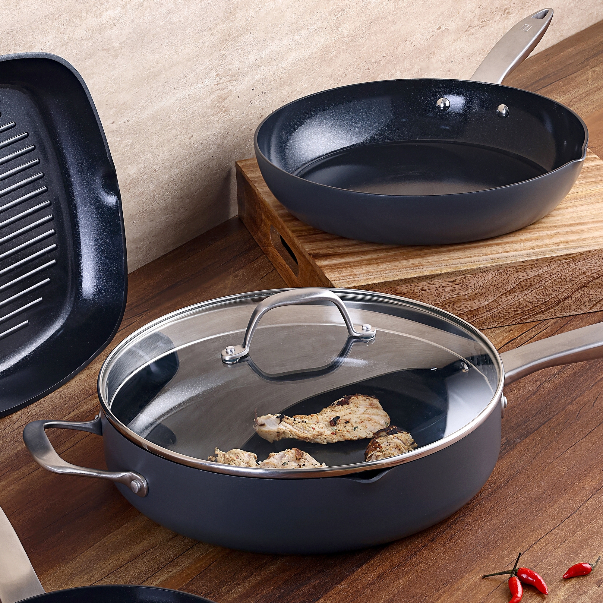 ZYLISS - Saute Pan With Lid 28 cm | Ultimate Pro Ceramic ZYLISS - Saute Pan With Lid 28 cm | Ultimate Pro Ceramic