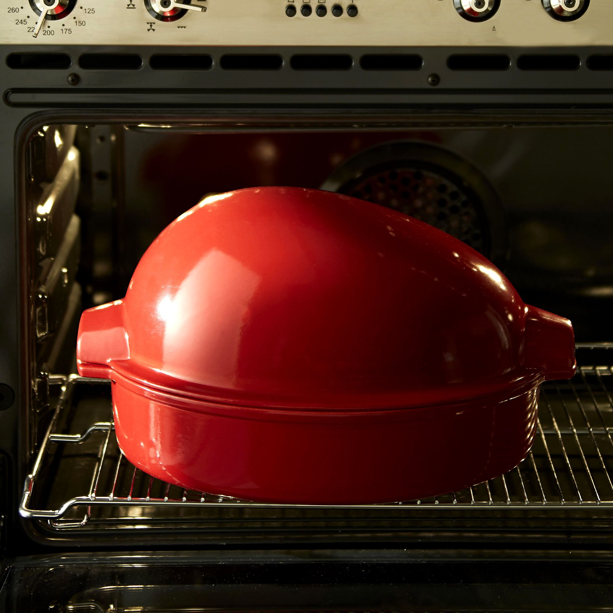 Emile Henry - Chicken Roaster 8 L - Grand Cru Emile Henry - Chicken Roaster 8 L - Grand Cru